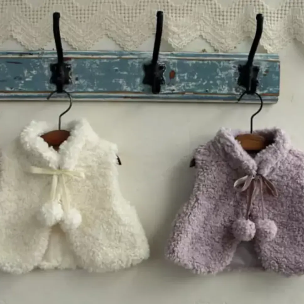 Cloud Pompom Gilet (Ivory)