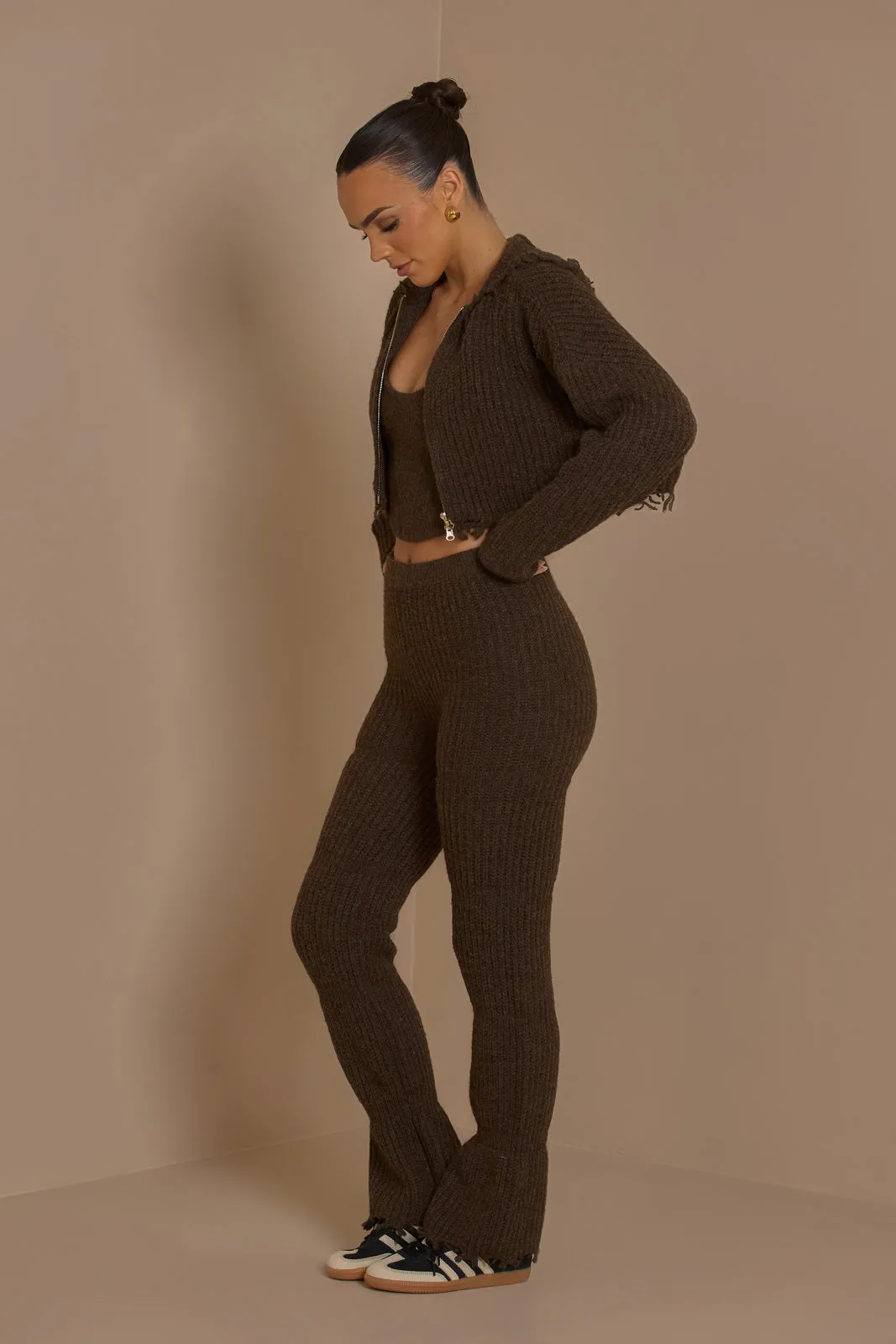 FC ROMI CROPPED KNIT JACKET IN CHOCOLATE